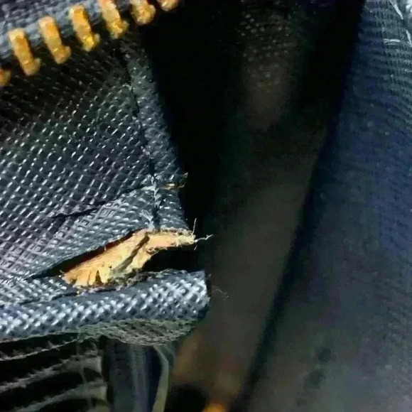 Michael Kors Navy Blue Wallet - Picture 5 of 16